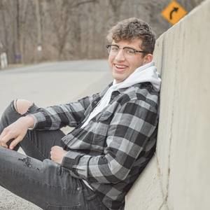 Meet your Posher, Christopher